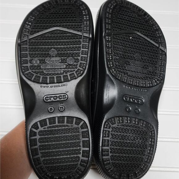 Crocs Unisex Adult On The Clock Work Slip On Clogs Size 9 Men\'s/11 Women\'s Black main image 10